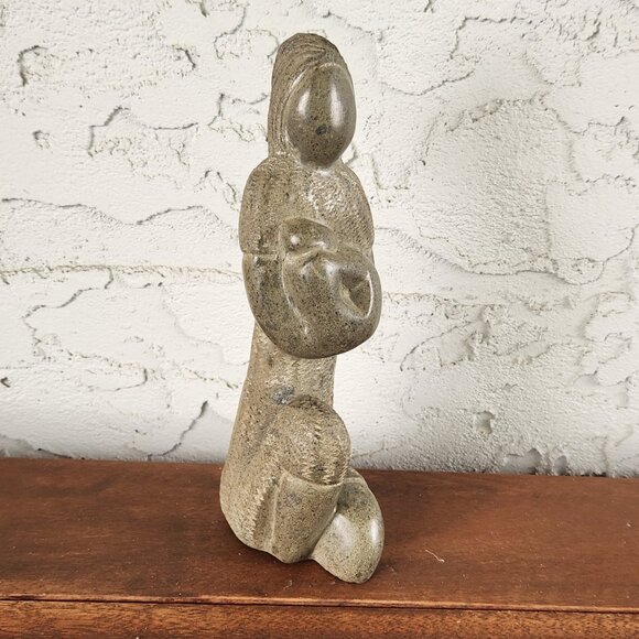 Vintage 8" Soapstone Sculpture Mother and Child Kneeling Figurine - Picture 2 of 8